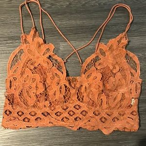 ✨Adorable Medium Free People Bralette✨